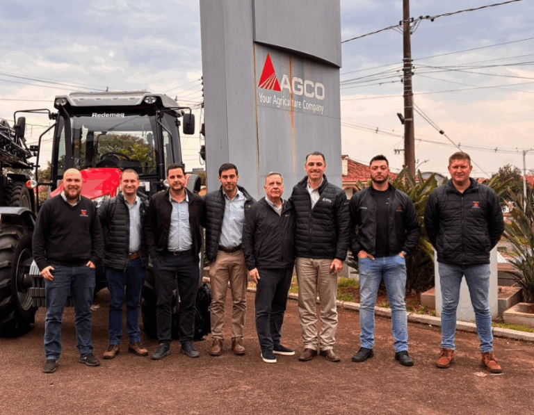 Visita dos executivos da PTx Trimble